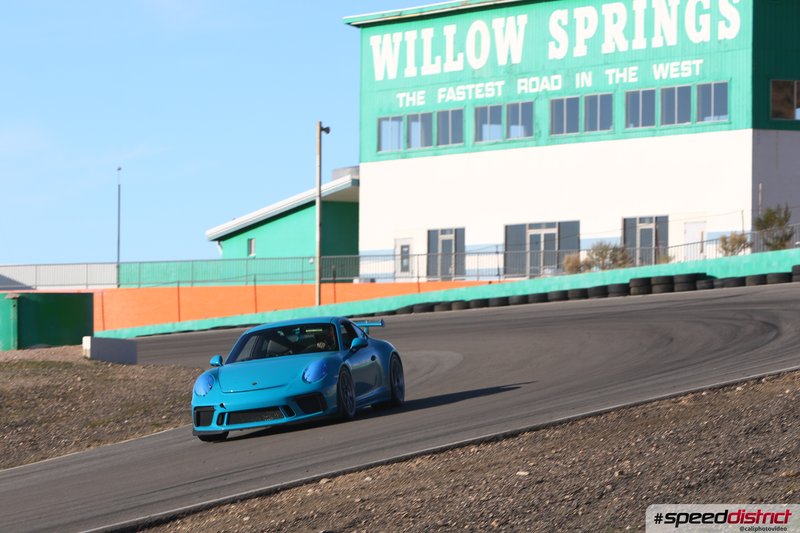 Porsche 911 GT3 RS blue