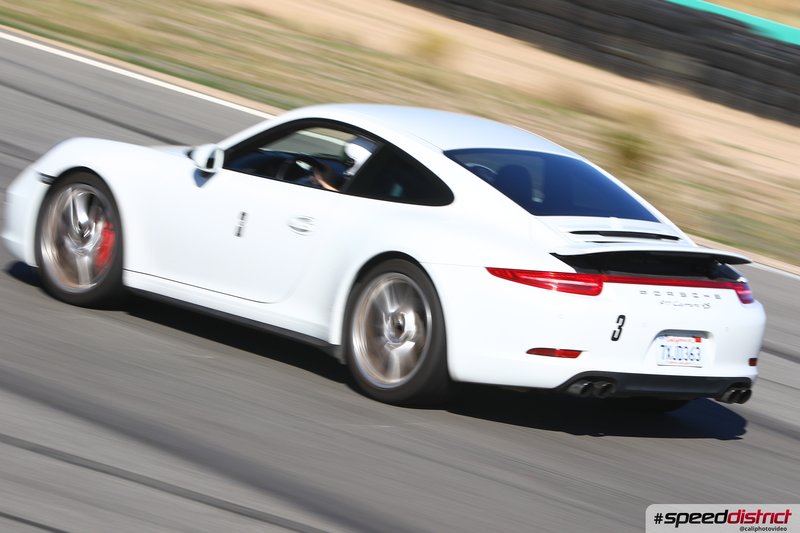 Porsche 911 GT3 white