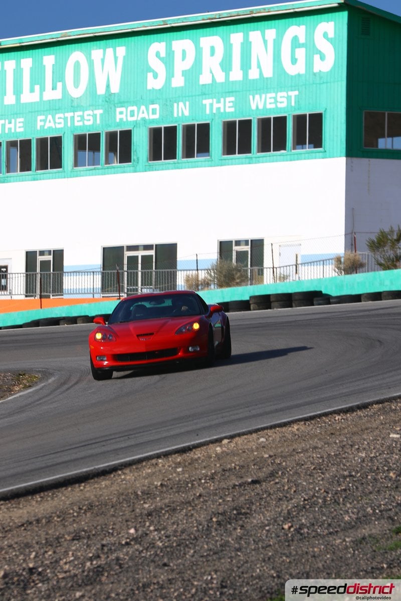 Chevrolet Corvette Z06 red