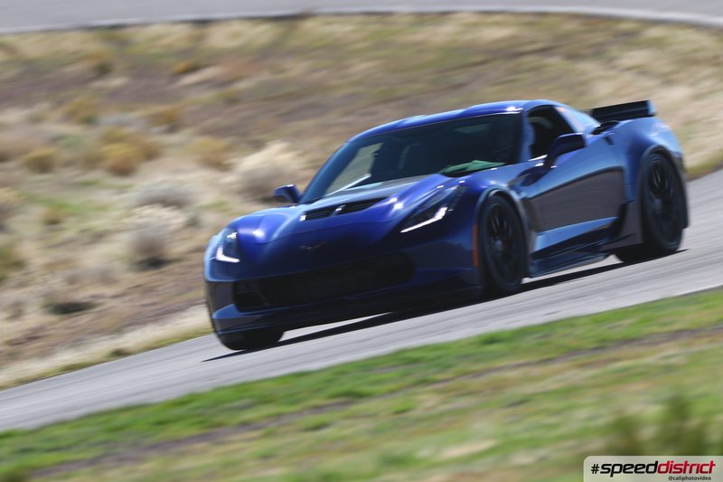 Chevrolet Corvette Z06 blue
