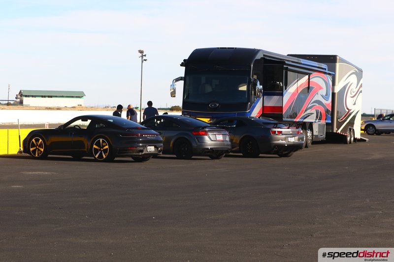 Porsche 911 GT3 gray