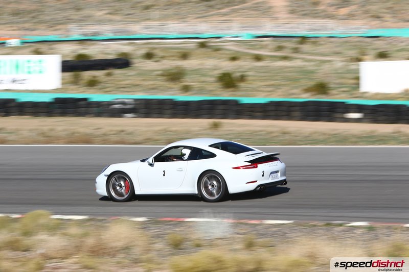 Porsche 911 GT3 white