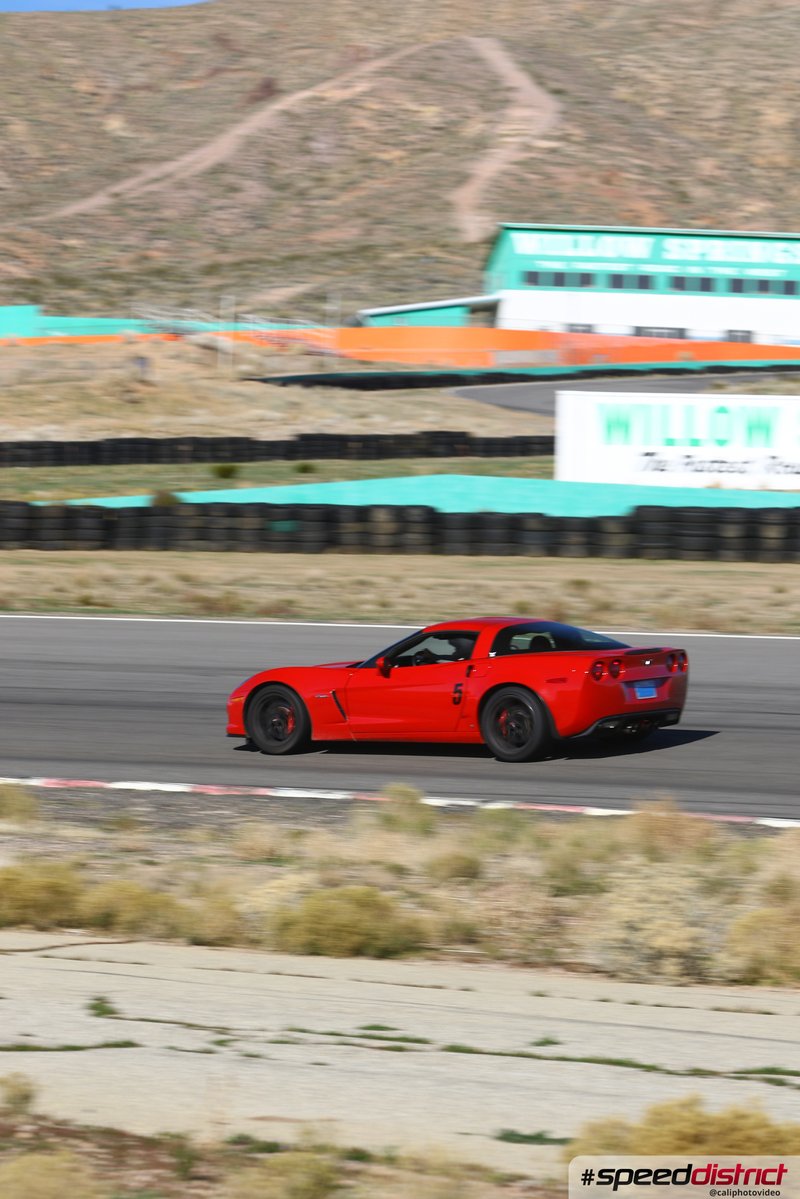 Chevrolet Corvette Z06 red