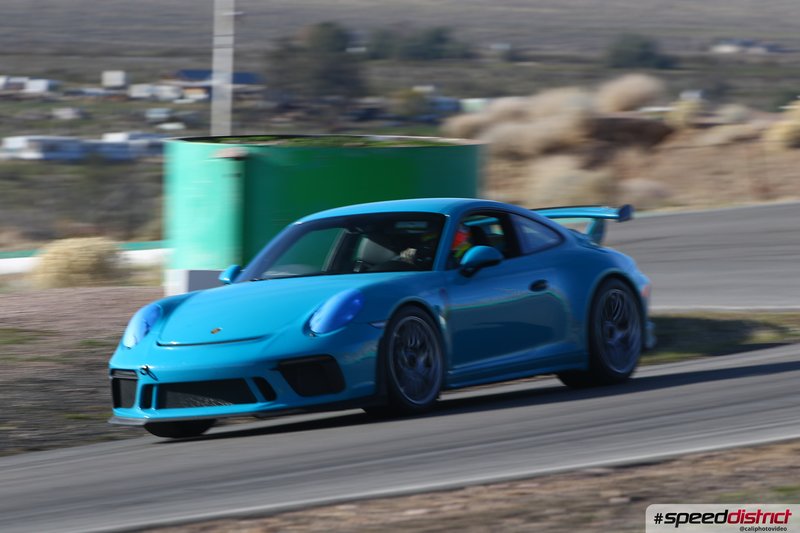 Porsche 911 GT3 RS blue