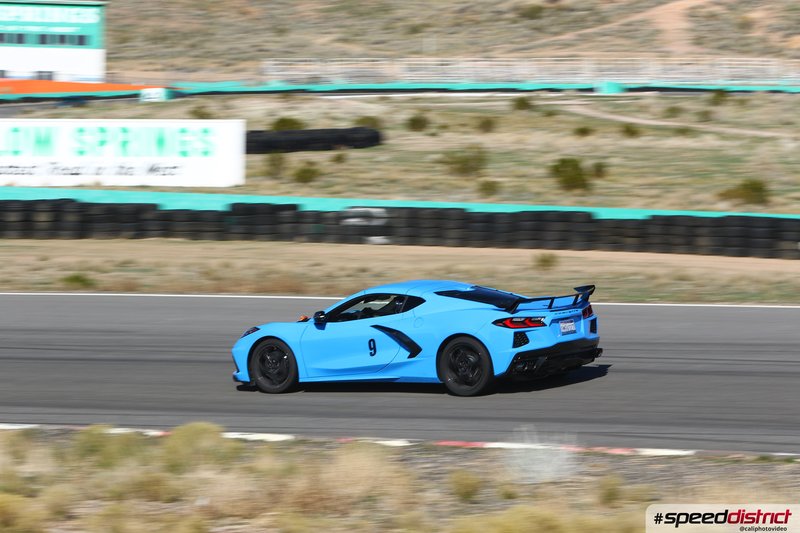 Chevrolet Corvette Z06 blue