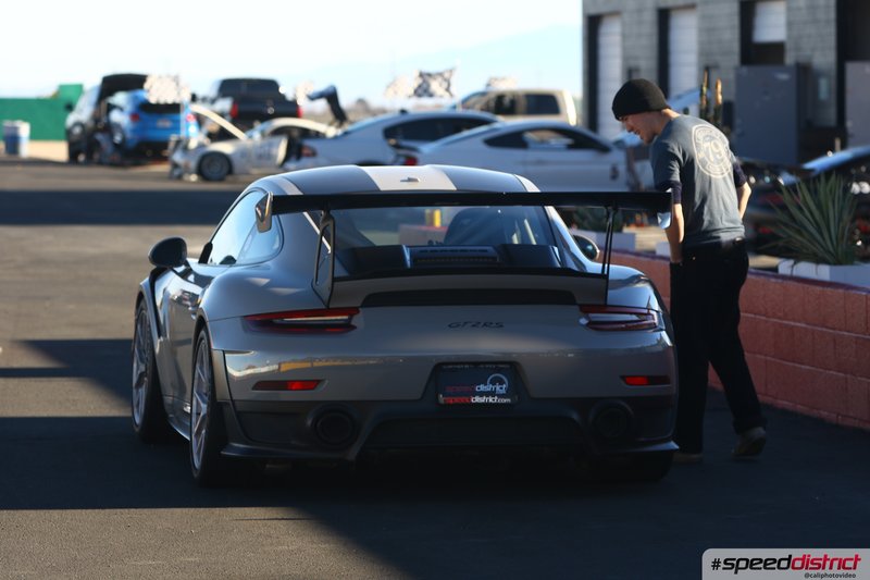 Porsche 911 GT3 white