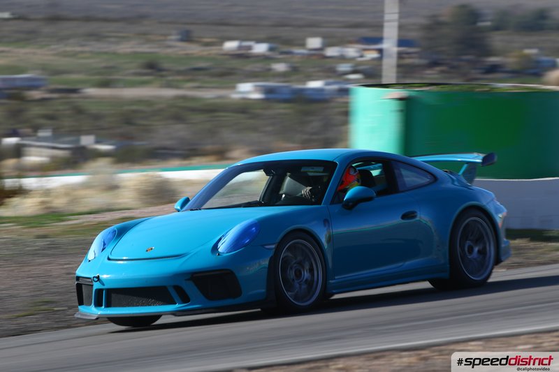 Porsche 911 GT3 blue