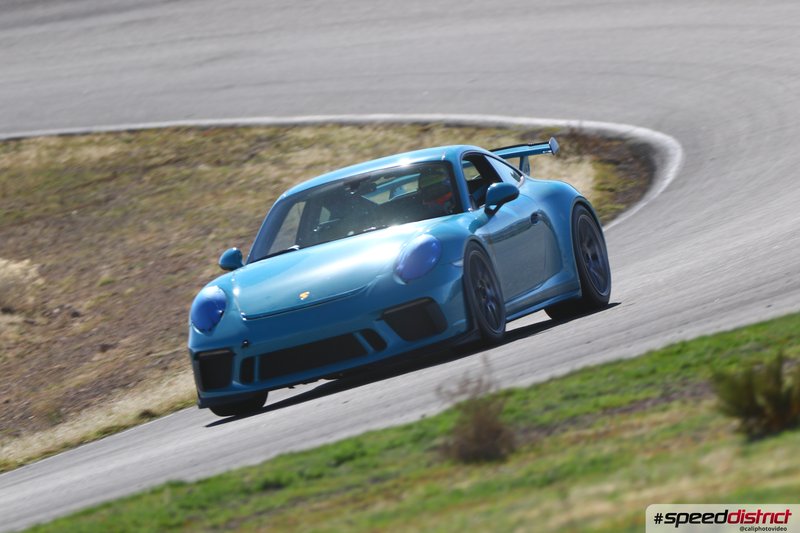 Porsche 911 GT3 RS blue
