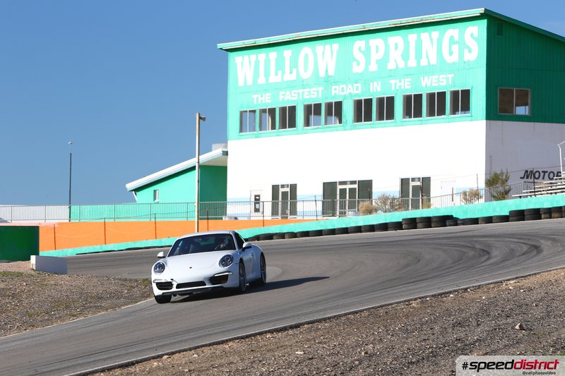 Porsche 911 GT3 white