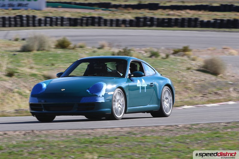 Porsche 911 GT3 blue