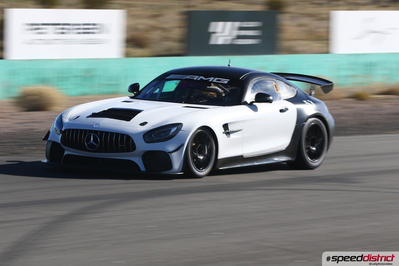 Mercedes AMG GT GT4