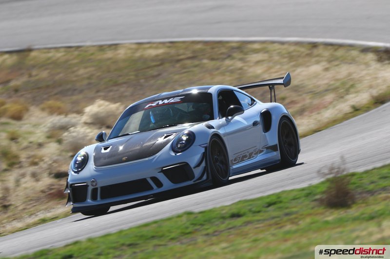 Porsche 911 GT3 RS white