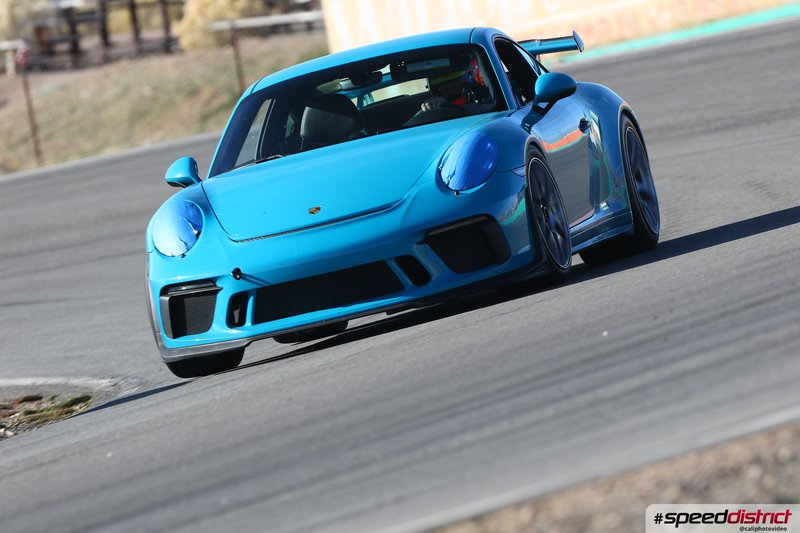 Porsche 911 GT3 RS blue