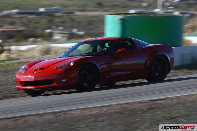 Chevrolet Corvette Z06 red