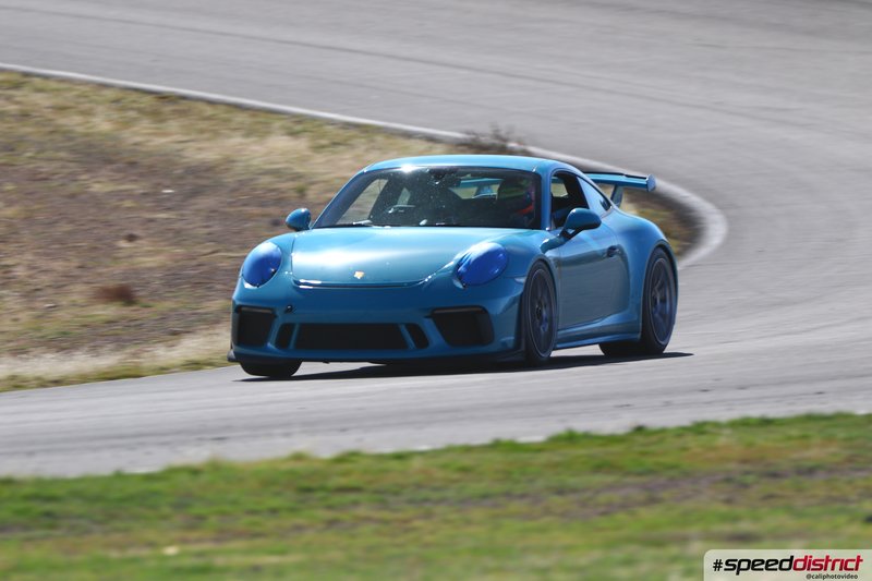 Porsche 911 GT3 blue