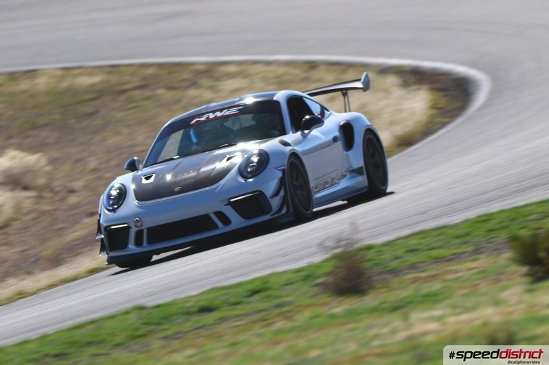 Porsche 911 GT3 RS white