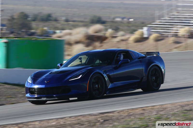 Chevrolet Corvette Z06 blue