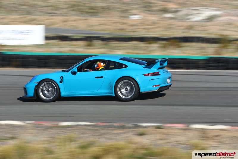 Porsche 911 GT3 blue