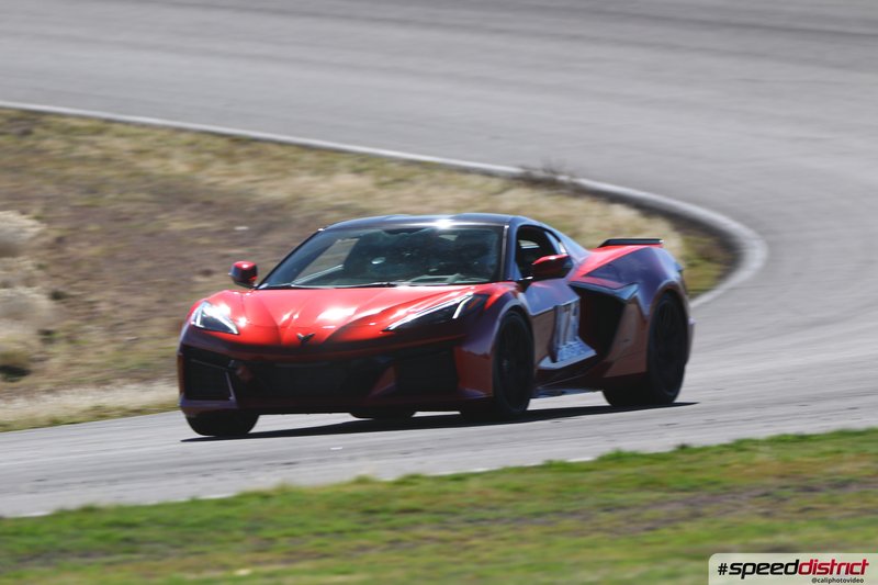 Chevrolet Corvette Z06 red