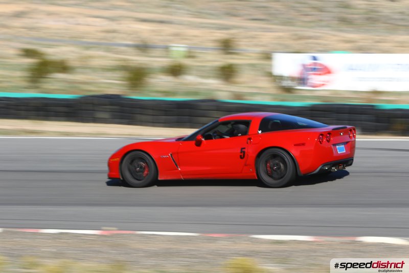 Chevrolet Corvette Z06 red