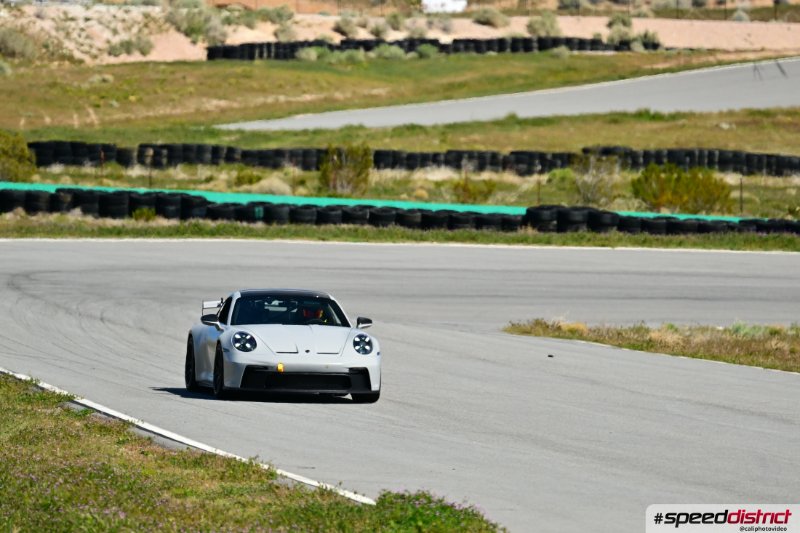 Porsche 911 GT3 RS white