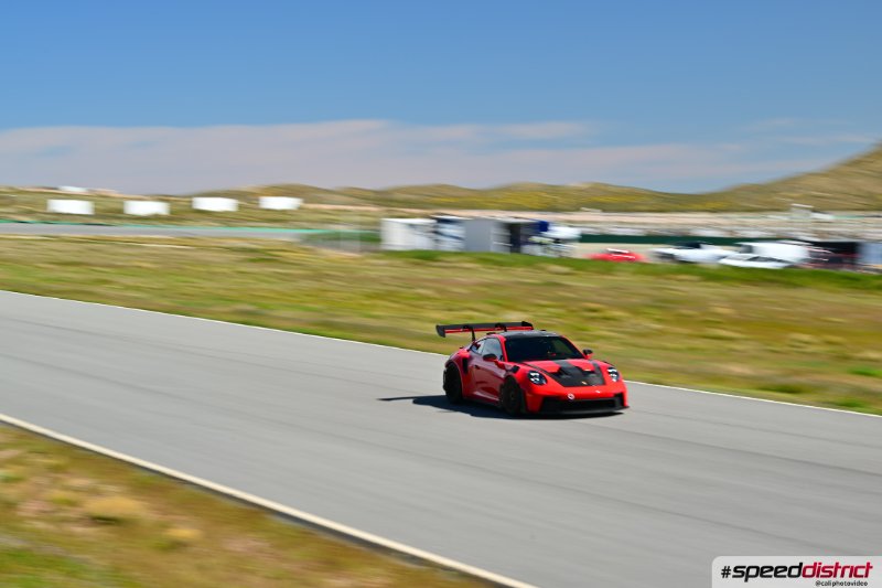 Porsche 911 GT3 Cup red