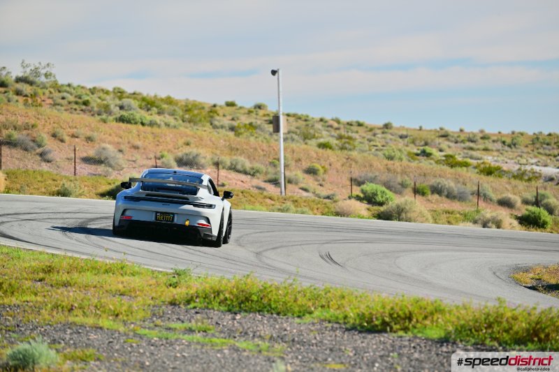 Porsche 911 GT3 RS white