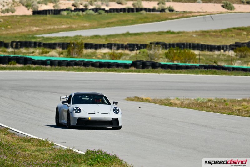 Porsche 911 GT3 RS white