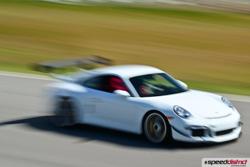 Porsche 911 GT3 white