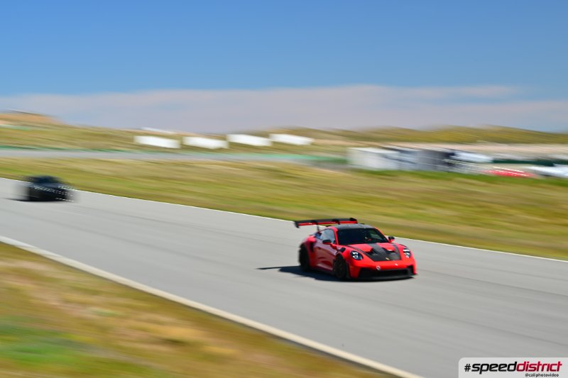 Porsche 911 GT3 RS red