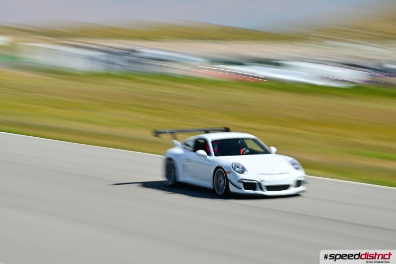 Porsche 911 GT3 white