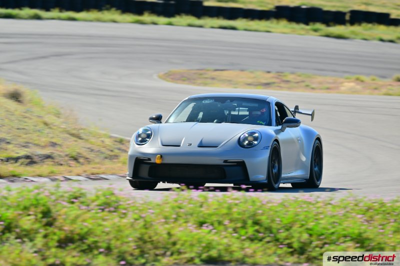 Porsche 911 GT3 RS white