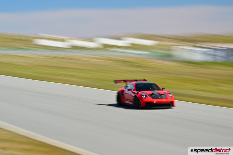 Porsche 911 GT3 RS red