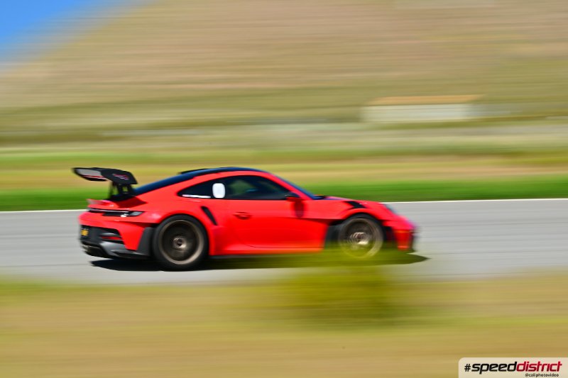 Porsche 911 GT3 RS red