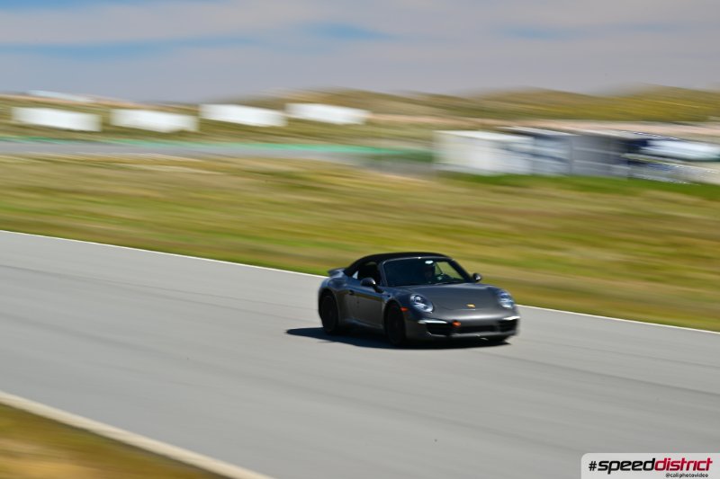Porsche 911 GT3 gray