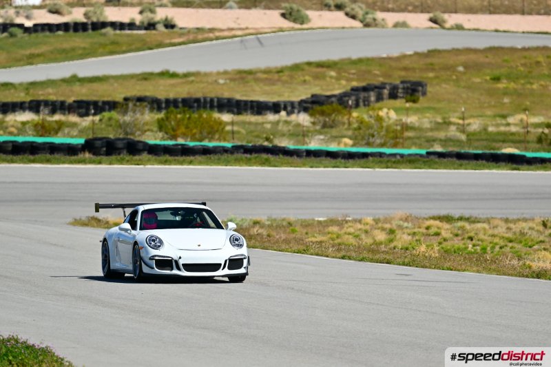 Porsche 911 GT3 white
