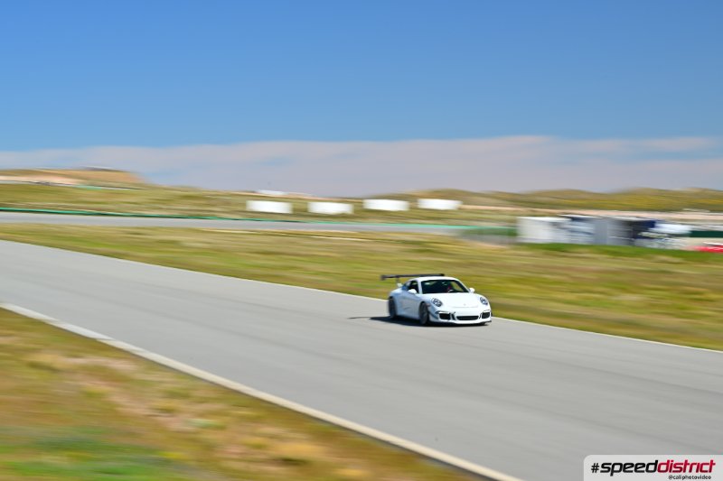 Porsche 911 GT3 white