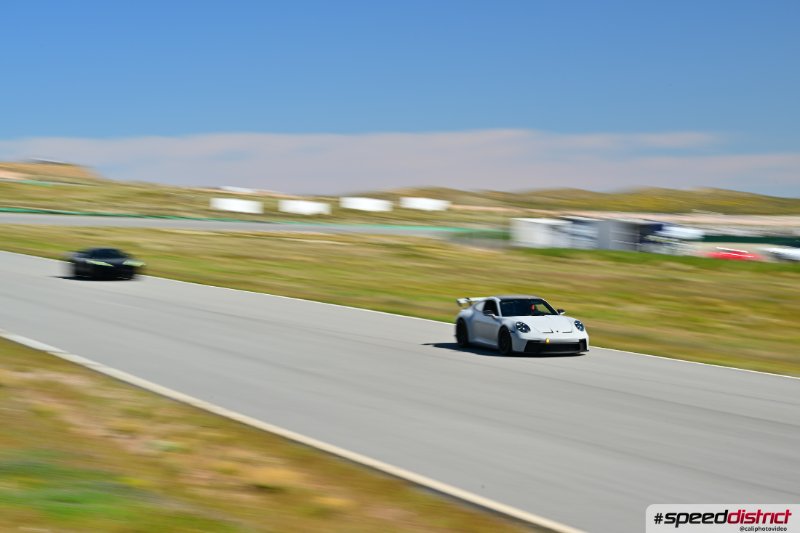 Porsche 911 GT3 RS white