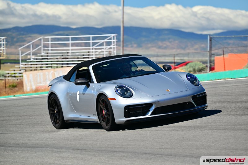 Porsche 911 GTS