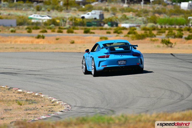 Porsche 911 GT3 blue