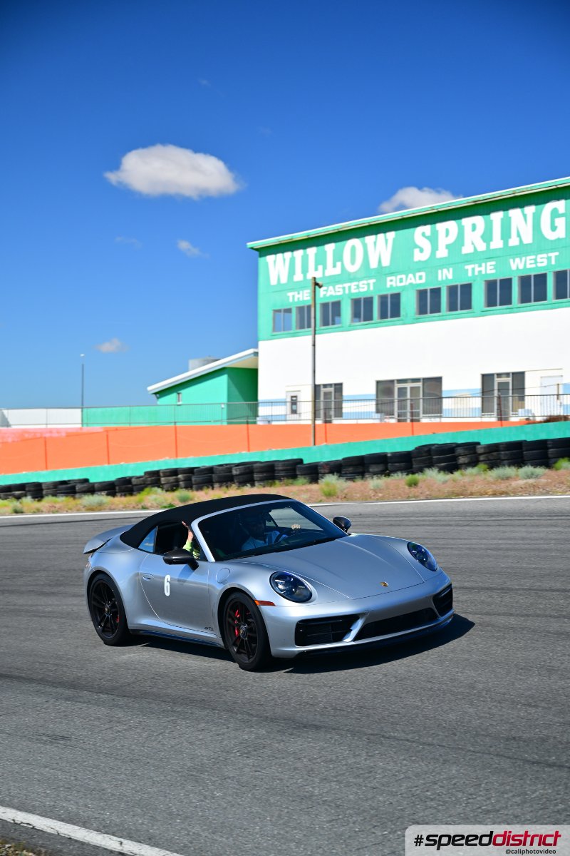 Porsche 911 GTS