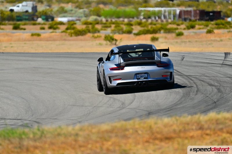 Porsche 911 GT3 RS silver