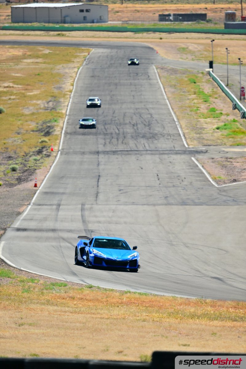 Chevrolet Corvette blue