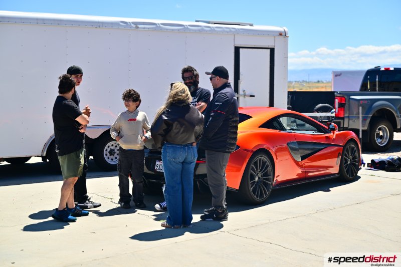 McLaren 570S