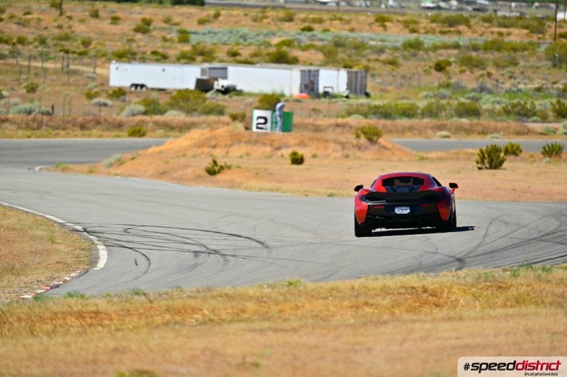 McLaren 570S red