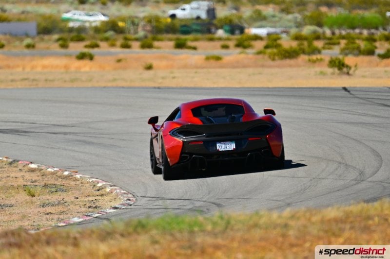 McLaren 570S red