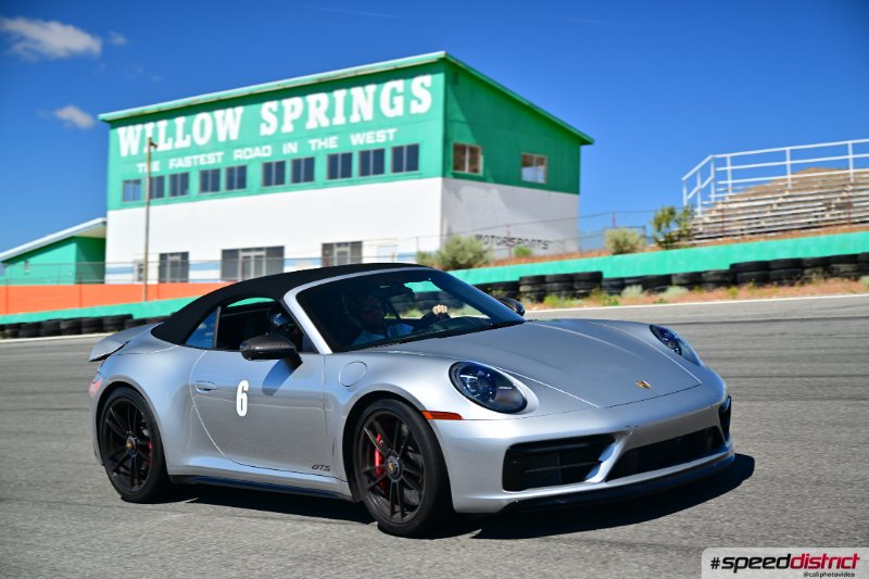 Porsche 911 GTS