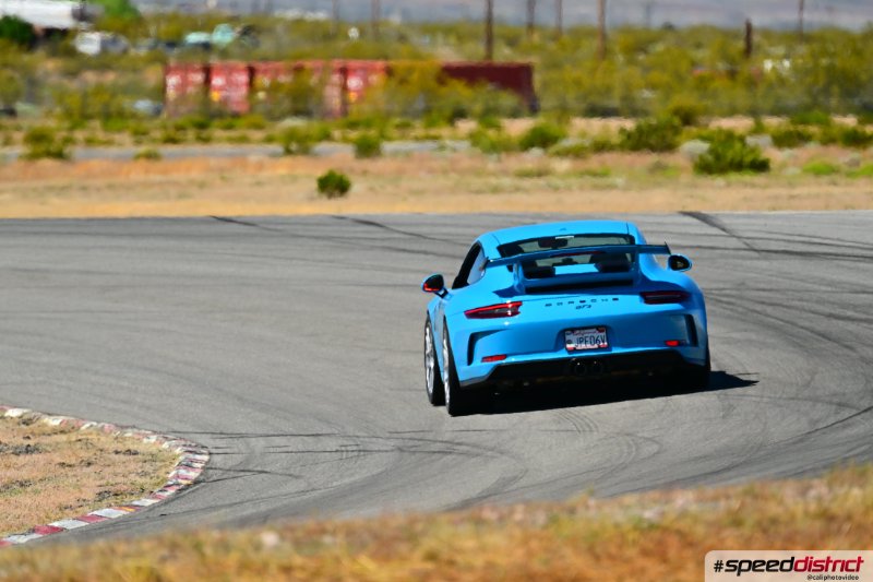 Porsche 911 GT3 blue
