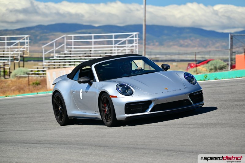Porsche 911 GTS