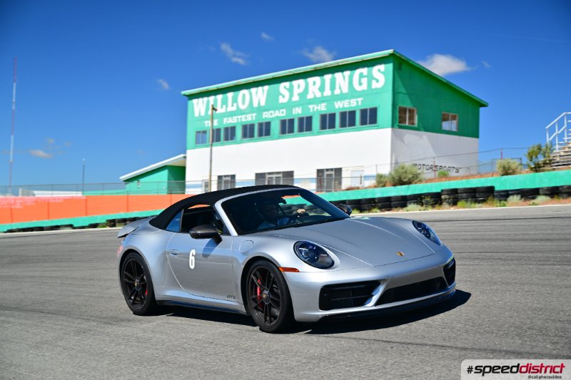 Porsche 911 GTS